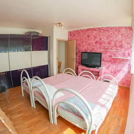 Apartment Apartman Mirko *